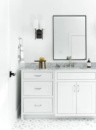 Elegant Veronica Black Forged 2-Light Wall Sconce for Stylish Lighting - Picture 5 of 9