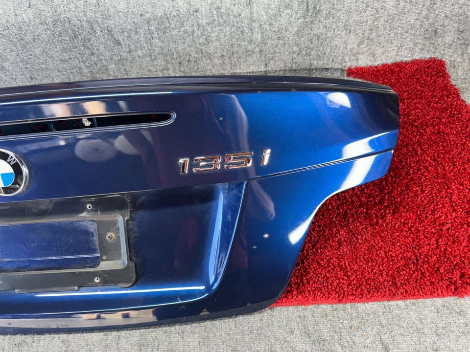 Tapa maletero trasero BMW 08-13 E82 carcasa azul marino profundo metálico A76 con alerón OEM 89k Foto 2 de 4