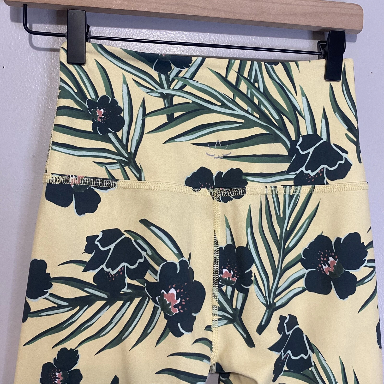 beyond-yoga olympus sunrise floral high rise leggings