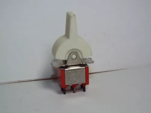 C&K 7203 ON OFF ON 5A 120VAC TOGGLE SWITCH