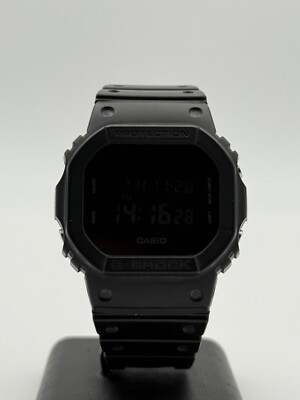 カシオ　G−SHOCK　PROTECTION　3229 casio g shock 3229 dw-5600 with protective case Mirror Dial