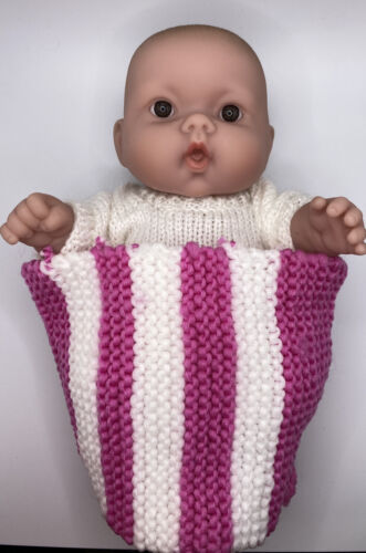 Berenguer Baby Doll Lifelike Realistic 10” Vinyl Newborn With Hand Knit Outfits - Photo 1 sur 8