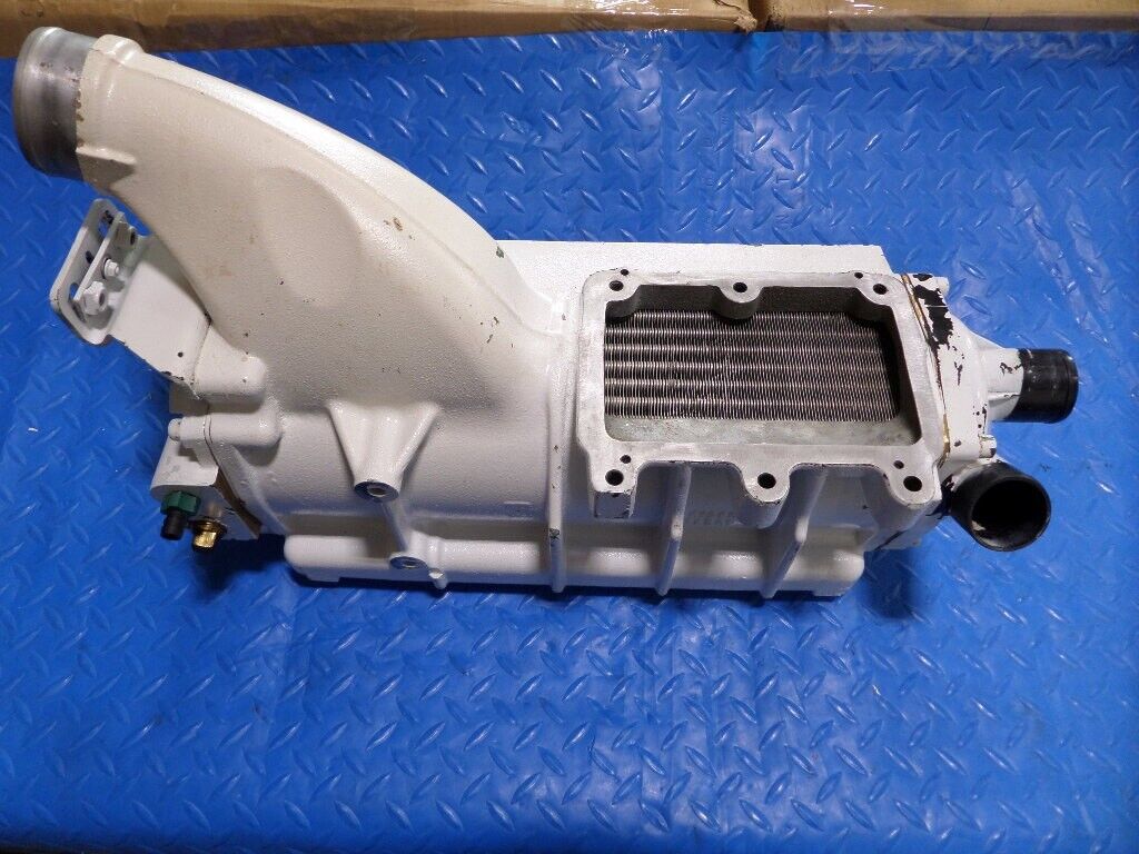 VOLVO PENTA D6 435 480 CHARGE AIR COOLER AFTERCOOLER 3809901 VOLVO PENTA D6 435 480 CHARGE AIR COOLER AFTERCOOLER 3809901