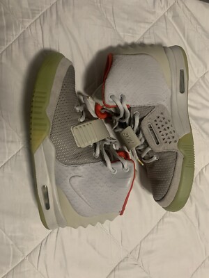 Nike Air Yeezy 2 Pure Platinum