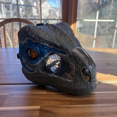 2017 MATTEL Jurassic World Park Chomp N Roar Blue Raptor Dinosaur Mask Works!