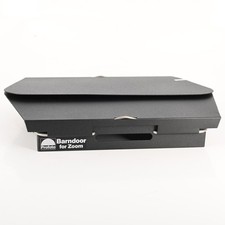 Profoto 4 Leaf Barndoor Set with Grid Holder for Zoom Reflector 100671 677