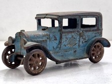 Vintage ARCADE FORD TUDOR SEDAN 5" Long Cast Iron Model Car 1928-33 No 118 RARE