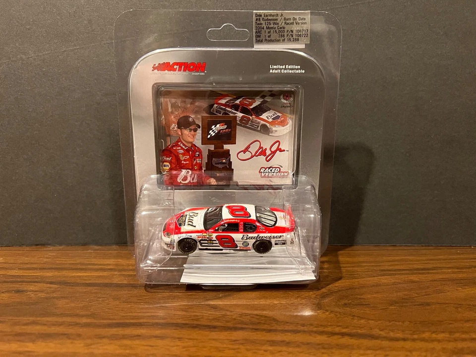 Dale Earnhardt Jr 2004 #8 Bud Born On Date Twin 125 Win Raced versión 1/64 Foto 2 de 3