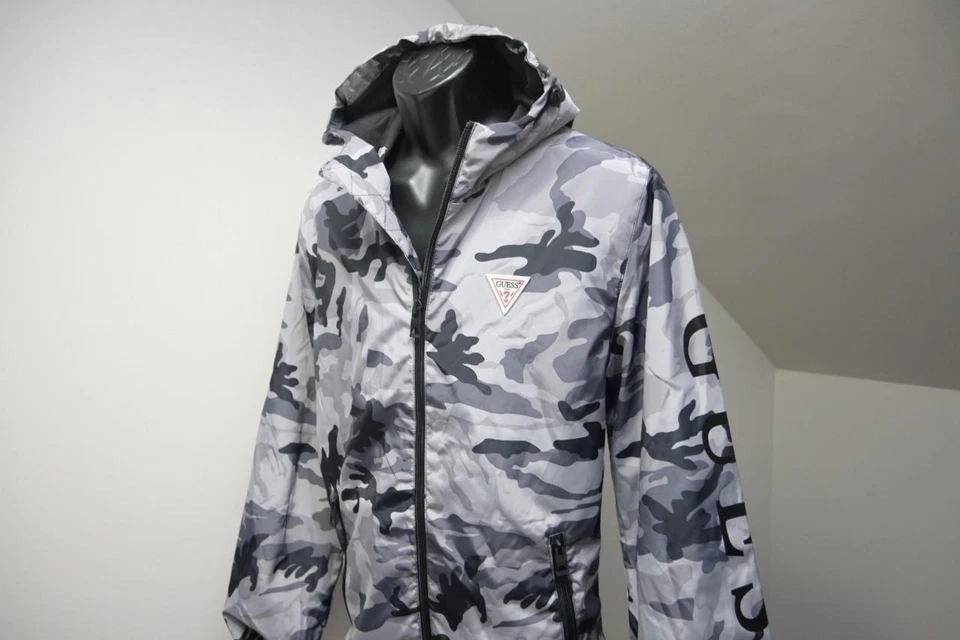 Guess Windbreaker Hoodie Jacket Gray Camo Lined Long Sleeve Mens Size Small - Image 2 of 4