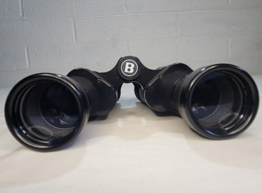 Collectible Bushnell Birding Series 8x40 binoculars AJ 8400 w/ papers