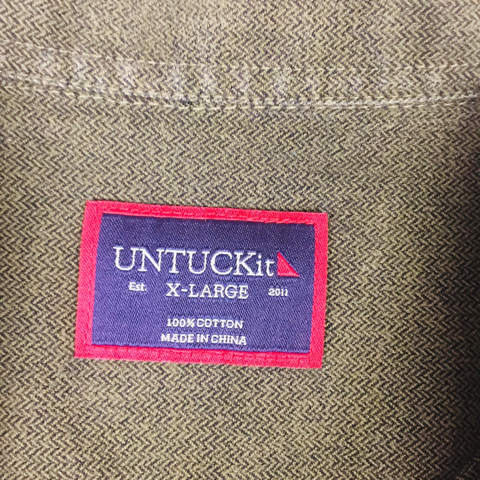 UNTUCKit Men Dark Gray Solid Button Up Long Sleev… - image 2