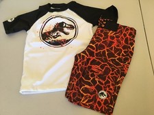 NWT Gymboree Jurassic World Boys Rash Guard Shirt Swim trunk Dinosaur Set