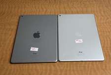 Lot of 2 Apple iPad Air 2 A1566 16 GB, Wi-Fi, 9.7 in - White and black