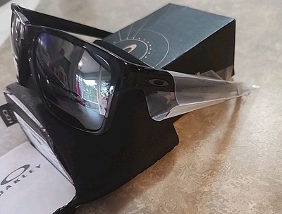 🔥 New Oakley Mens Sliver XL Sunglasses Polished Black Iridium