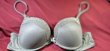 Victorias Secret 38B Body by Victoria Push Up Bra Olive Green Lace Excellent EUC