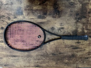 Wilson Blade V8 Noir US Open 98In 16x19 305g Grip Size 3 (4 3/8) Tennis Racquet