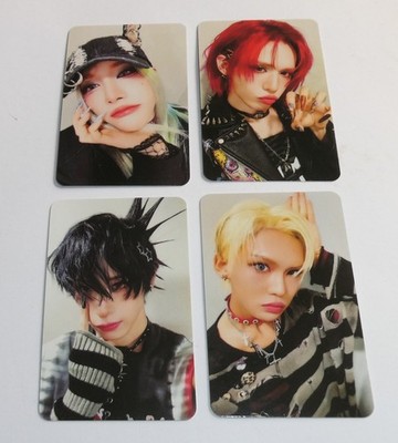 XLOV 4 Member K-POP Boyband UXLXVE HELLO LOMO CARD SET Evol