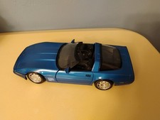 Maisto Corvette ZR-1  1992 blue Corvette