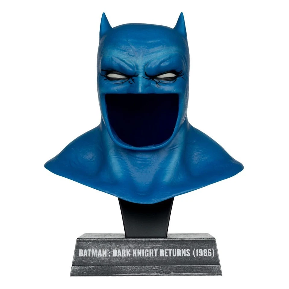 McFarlane Toys - The Dark Knight Returns Mini-Replik 1/3 Batman Maske 19cm