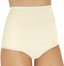 NWT Vanity Fair Perfectly Yours High Waisted Brief Panty Sz 6/M Candleglow