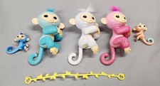 Fingerling WowWee Interactive Baby Monkeys Lo...