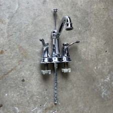 USED Moen 6610 Brantford Chrome 2-Handle Centerset Lavatory Faucet D2