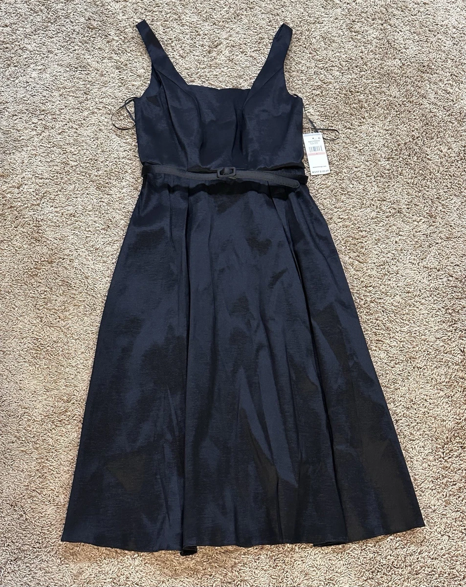 green emerald velvet dress Alex Evenings Women's Long 3/4 Sleeve Formal Event Dress with Cinched Tie  Waist (Petite and Regular Sizes), Navy/Gold Metallic, 6 at Amazon Women's  Clothing store main image 1