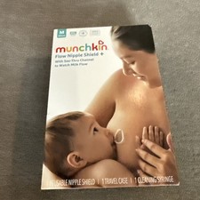 Munchkin Flow Nipple Shield w/ See Thru Channel to Watch Milk Flow Medium 20mm