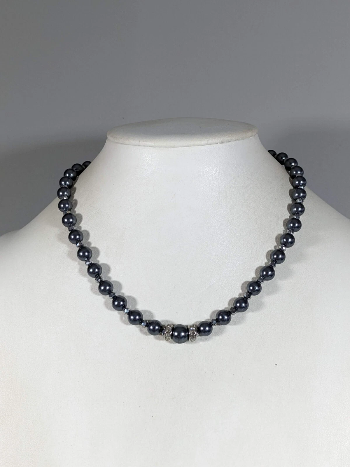 VETEMENTS Collana di perle grigie cristallo perline rotonde 9 mm 19 5 pollici