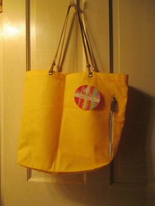 lightweight tote purse