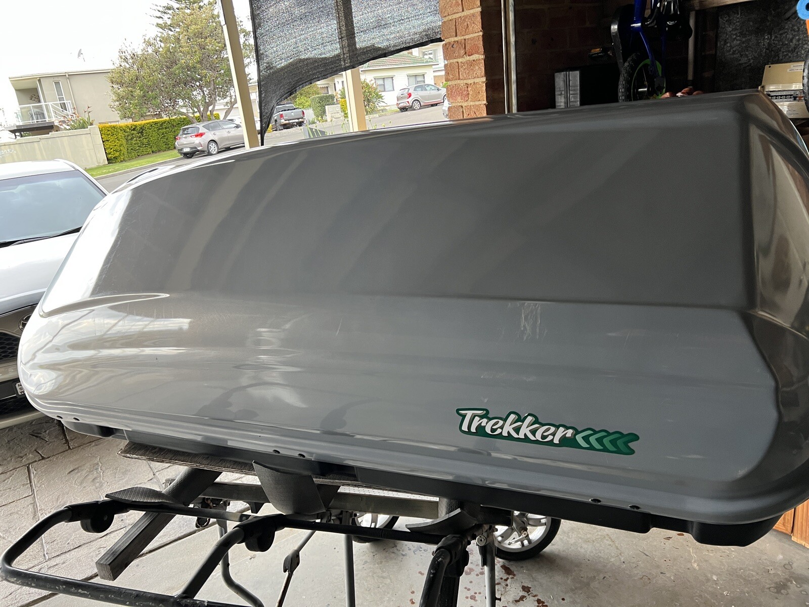 roof pod luggage pod, Trekker brand, apart from a couple of surface