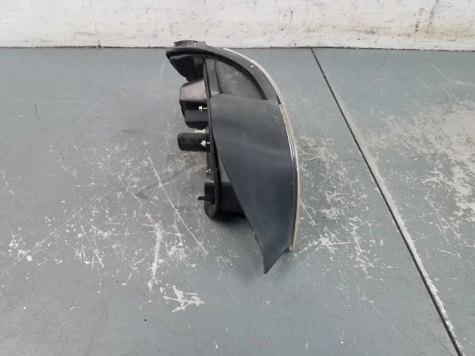 Задний фонарь для правостороннего пассажира 2005 Honda S2000 AP2 - ** #3478 L1 - Изображение 2 из 4