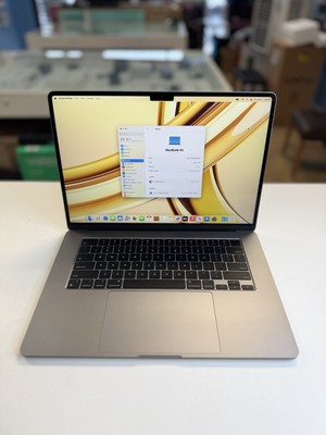 MacBook Air 15inch M3-24GB Ram-500ssd with Apple Care Plus till 2027