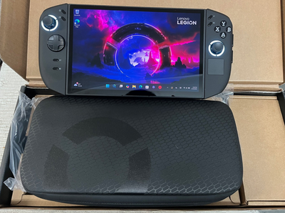 Lenovo Legion Go 2 Handheld Gaming PC Ryzen Z2 32GB 1TB 8.8