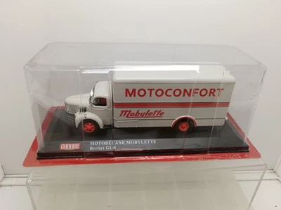 Véhicule Du Garage Moderne Berliet GLR Motobecane Mobylette  - Photo 1/3