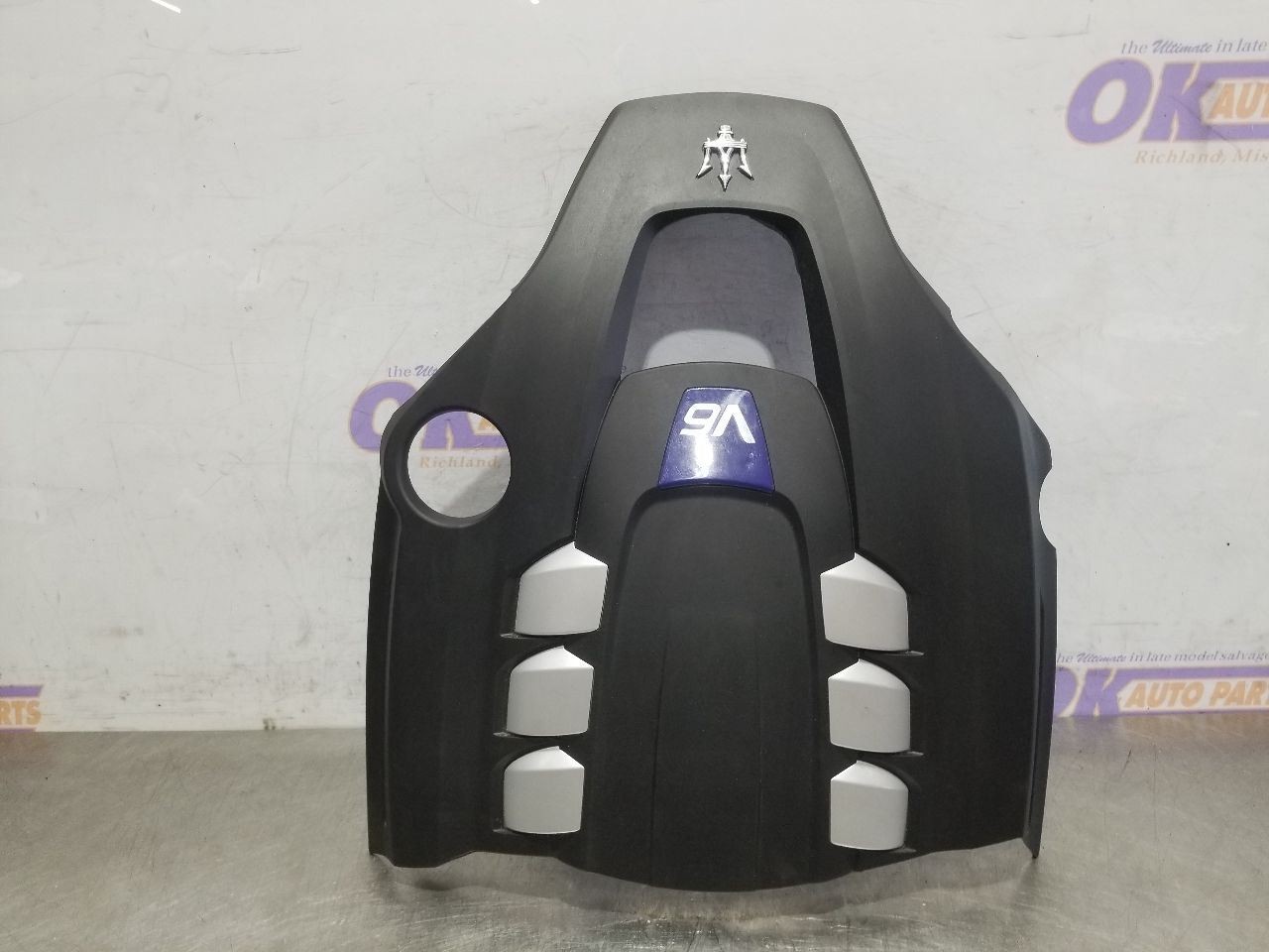 20 2020 MASERATI LEVANTE SQ4 3.0L ENGINE COVER