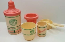 1983 OAA Lot Cabbage Patch Kids Doll Accessories Drink Cups Measuring Cups Vtg