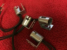 12-271  LEECRAFT  VCC 	 DOUBLE CONTACT CANDELABRA BAYONET 4 PCS