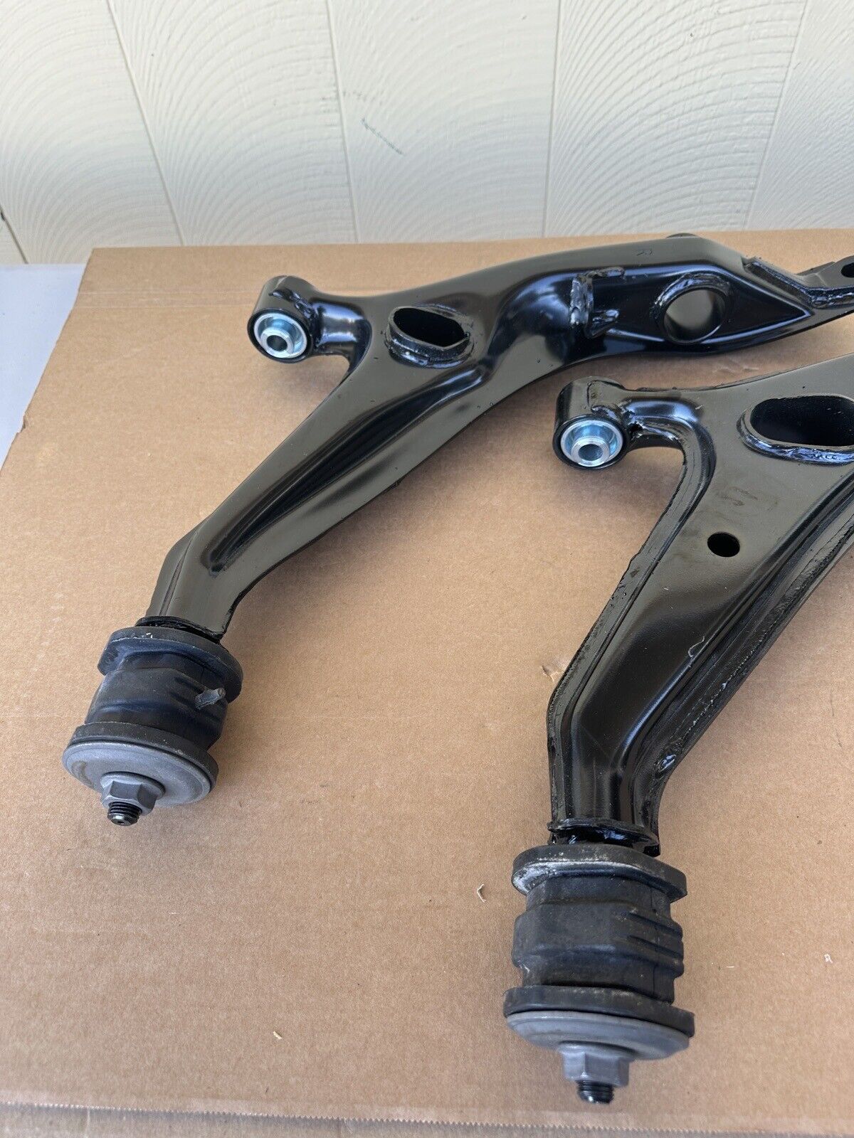 FRONT LOWER CONTROL ARMS HONDA CIVIC SI EK EM1 PILLOW BALL 1996-2000 WICKED