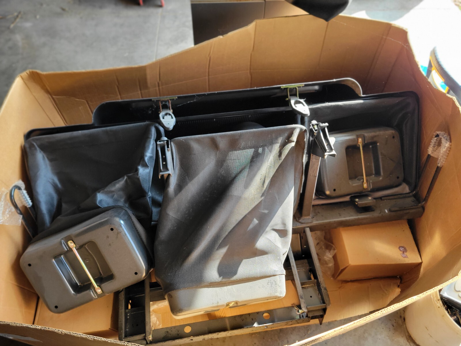 Toro triple bagger 78534 60in EZ Vac Bagger, Z500 Series Z Master Mowers eBay