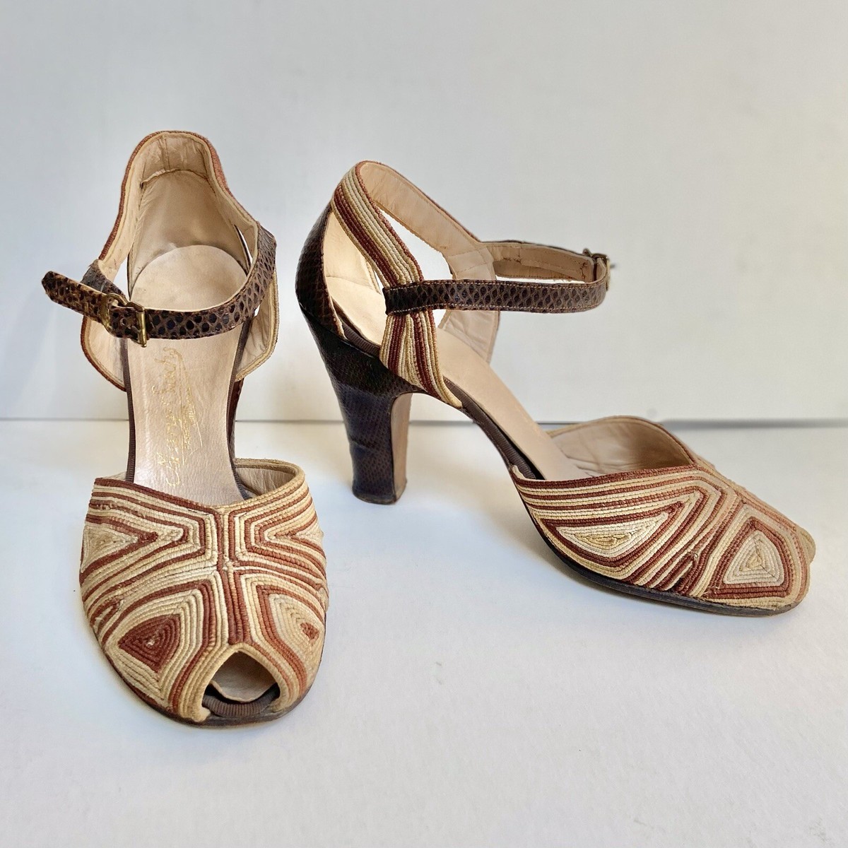 1930s or 1940s Peeptoe Summer Sandal Heels Museum Deaccession Embroidered  WW2