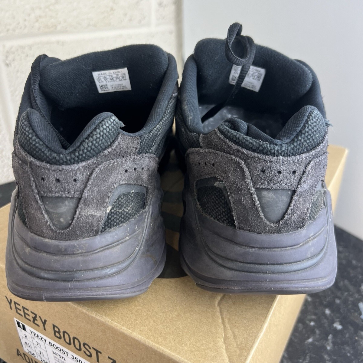 adidas gazelle silver green womens Yeezy Boost 700 V2 “Vanta” main image 0