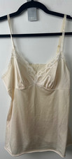 Vintage Vanity Fair Women  s Off White Camisole w/ Lace Trim size 34 Nylon D45
