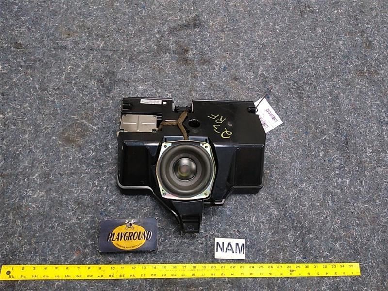 05-08 Maserati Quattroporte Front Right Passenger Subwoofer Bass Box