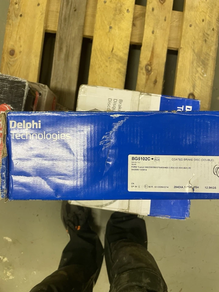 Delphi BG5102C 2x Brake Discs Rear 284mm Outer Diameter Solid Fits Ford Transit - Image 2 of 2
