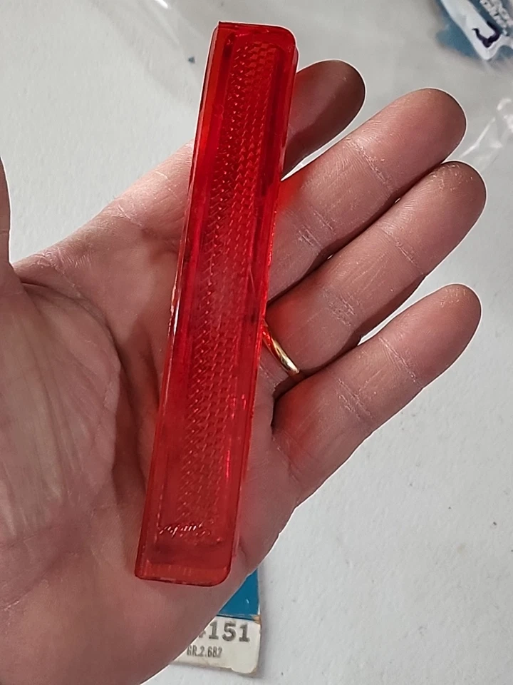 Chevrolet El Camino 1970-1972 NOS LÁMPARA TRASERA IZQUIERDA Lente GM PARTE # 5964151 Foto 2 de 4