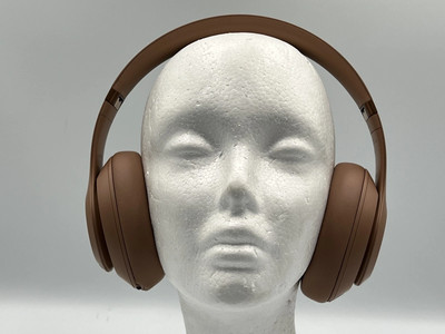 Beats Studio Pro x Kim Kardashian A2924 MW673LL/A Headphones Dune