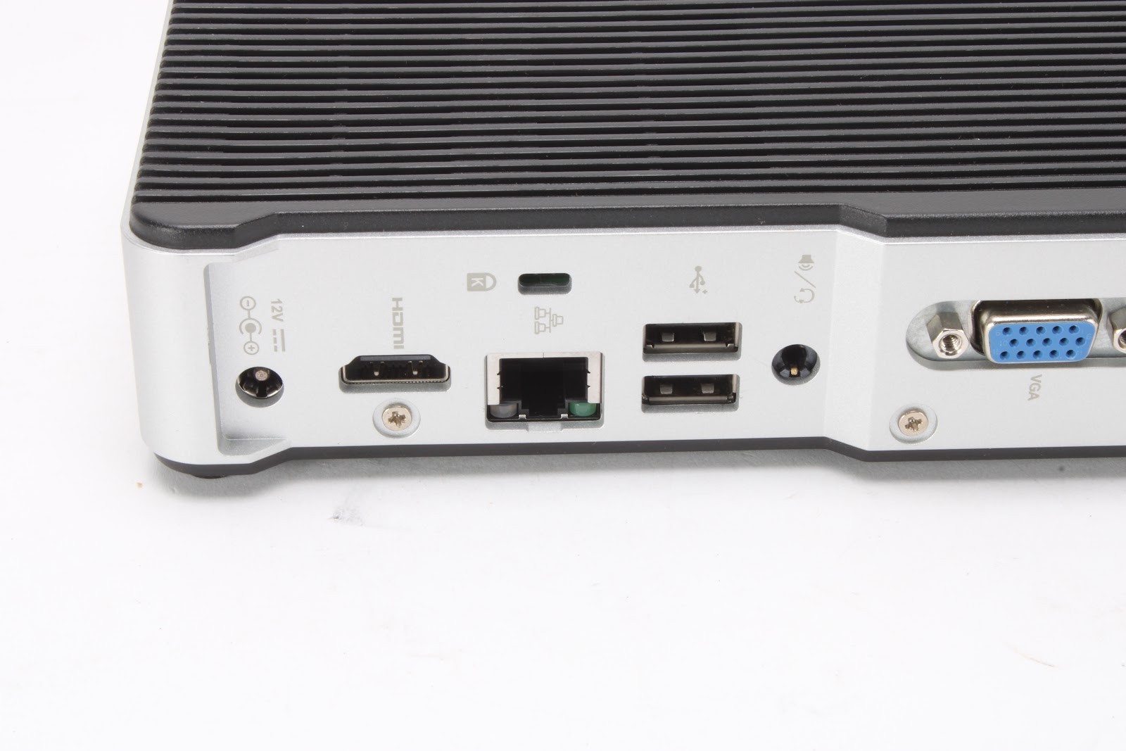 Savant SVR-SMRTD-10 Smart Host With Power Supply, Screws and Accessories