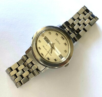 Vintage Zodiac 86 SST 36000 Hermetic Automatic Day Date 21j