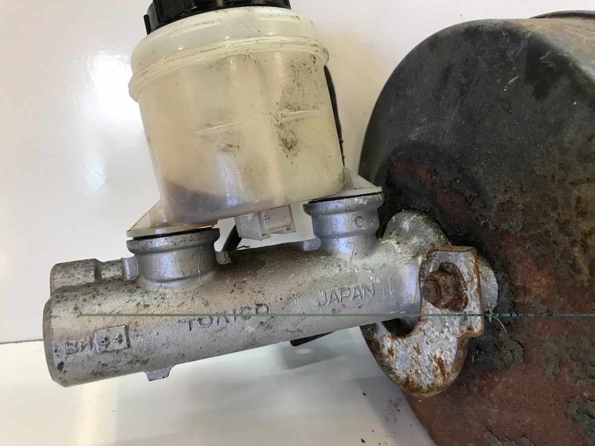 1984-1986 Nissan Z31 300ZX VG30 Brake Master Cylinder
